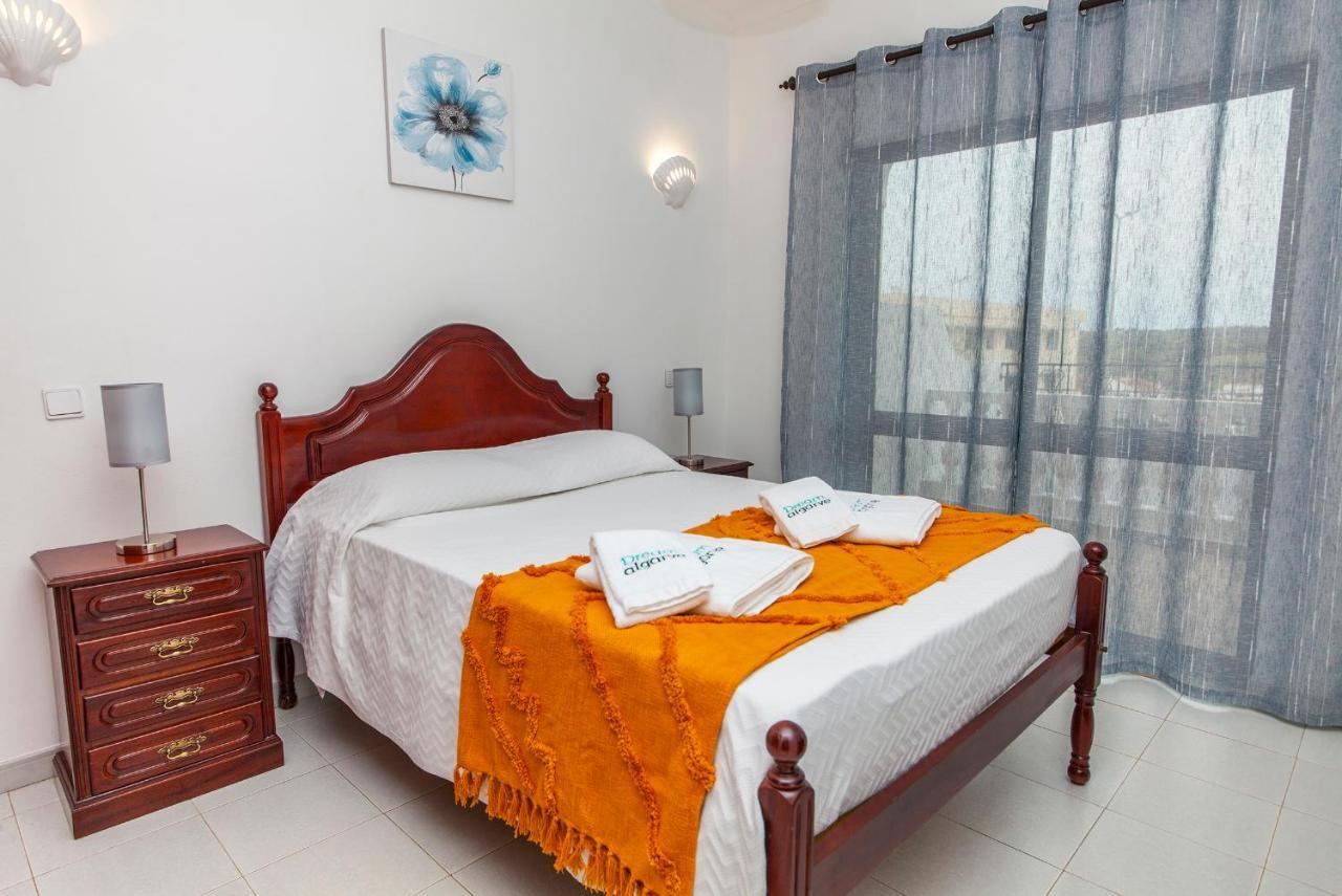 Villa D02 - Carrob Street House Lagos Exterior foto